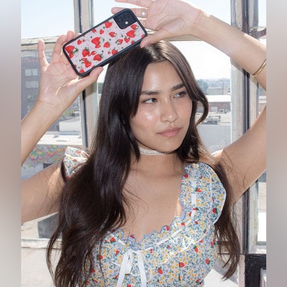 Sasscases Strawberry iPhone 14 Pro Max Case - Black and Pink - Picture 3 of 11